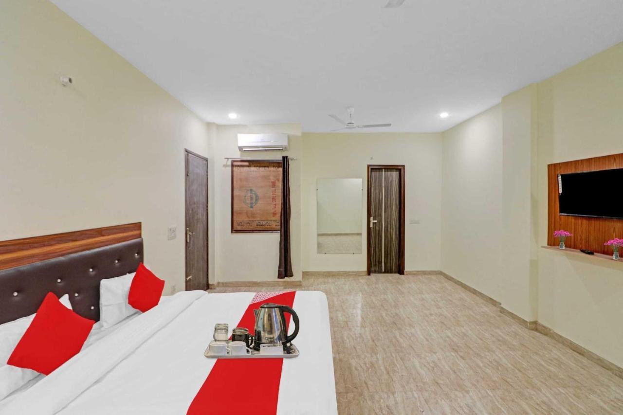 Hotel O Moonshine Near Mohan Estate Metro Station New Delhi Exterior photo